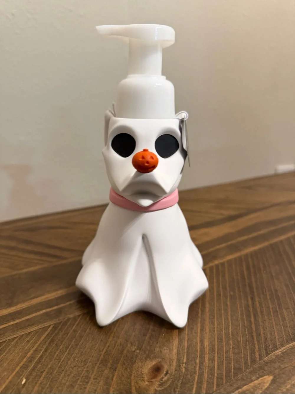 Bath & body works The Nightmare Before Christmas Zero Foaming Soap Dispenser